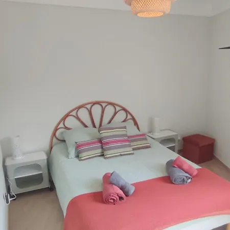 Au Faubourg T2 A 3min Des Plages, Clim, Avec Petit Parking * 콜리우르