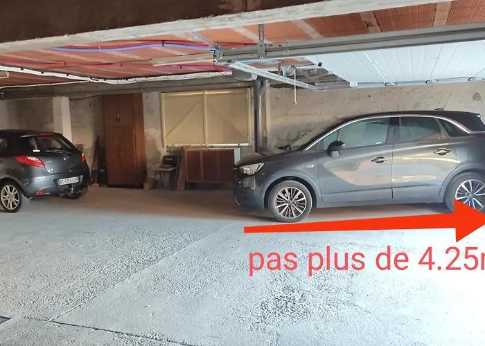 Au Faubourg T2 A 3min Des Plages, Clim, Avec Petit Parking